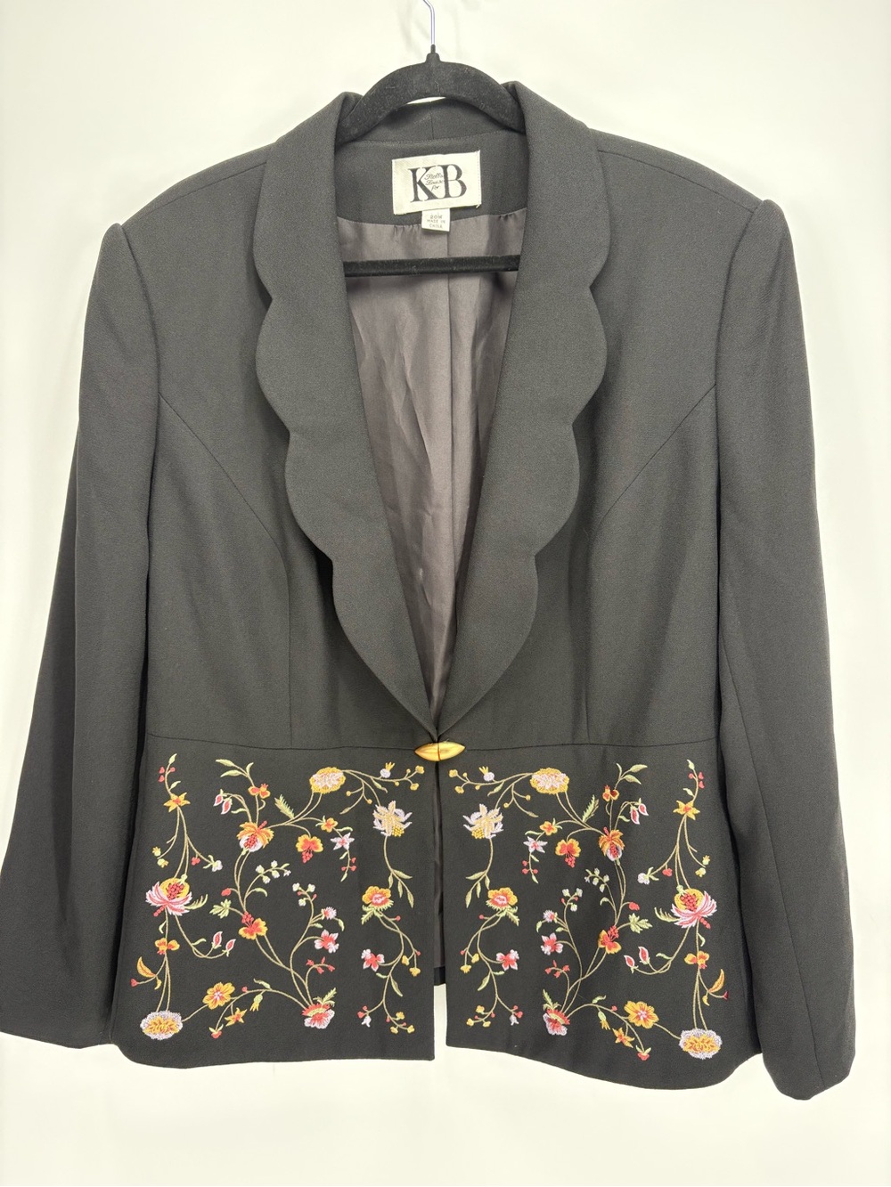 🔱 Stella Louise KB Black Scallop-Edge Blazer with Floral Embroidery